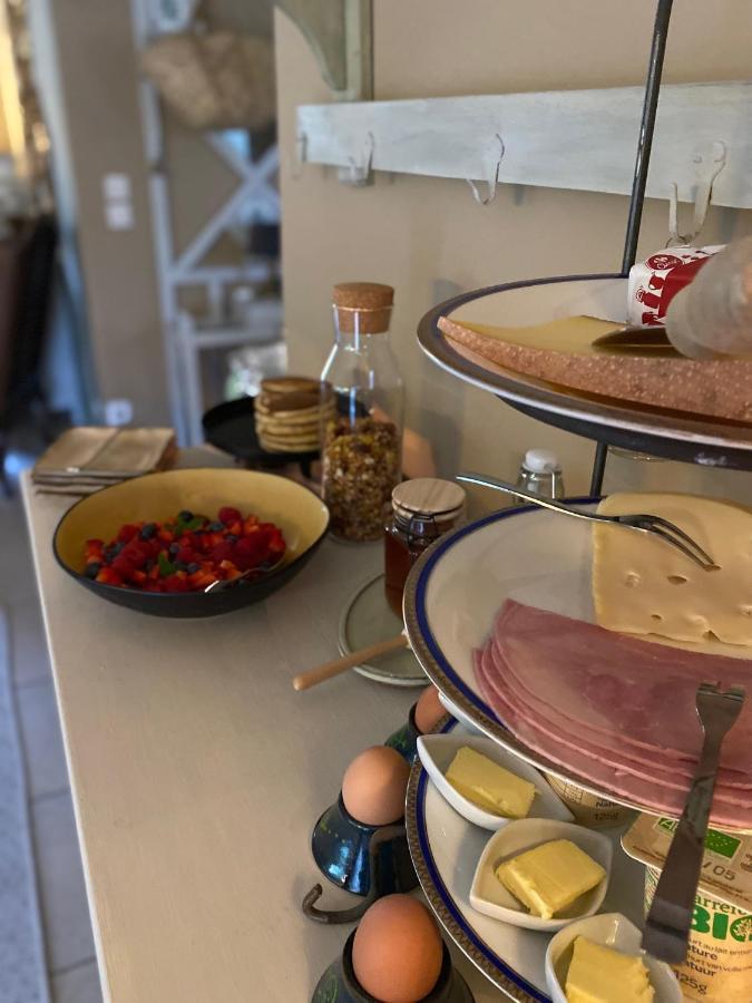 Bed and Breakfast L'Eveil En Provence Entrecasteaux Esterno foto